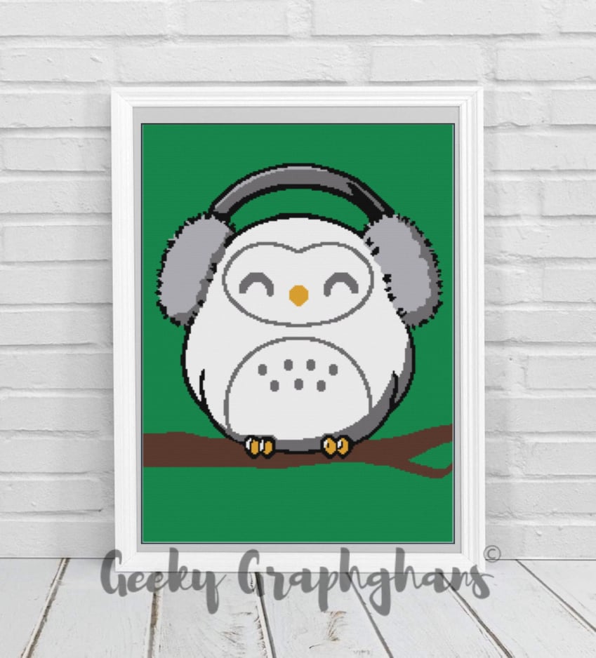 Ear Muff Christmas Owl Crochet Graphghan Pattern