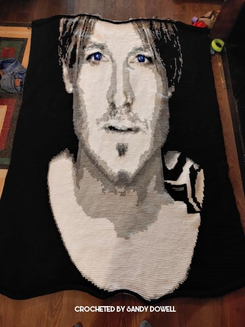 Keith Urban Inspired Photoghan Crochet Pattern