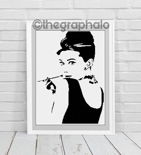 Audrey Hepburn Silhouette Crochet Pattern SC 180 x 240