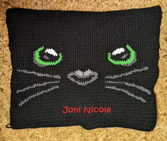 Cat Eyes Crochet Graphghan Pillow Pattern