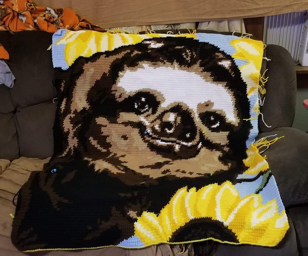 Sloth in Sunflowers Crochet Graphghan Pattern